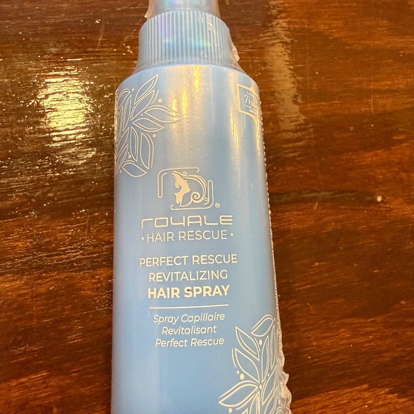 Royale Rescue Revitalizing Hair Spray - Picture 2 of 2